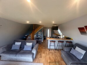 Smart TV, DVD player