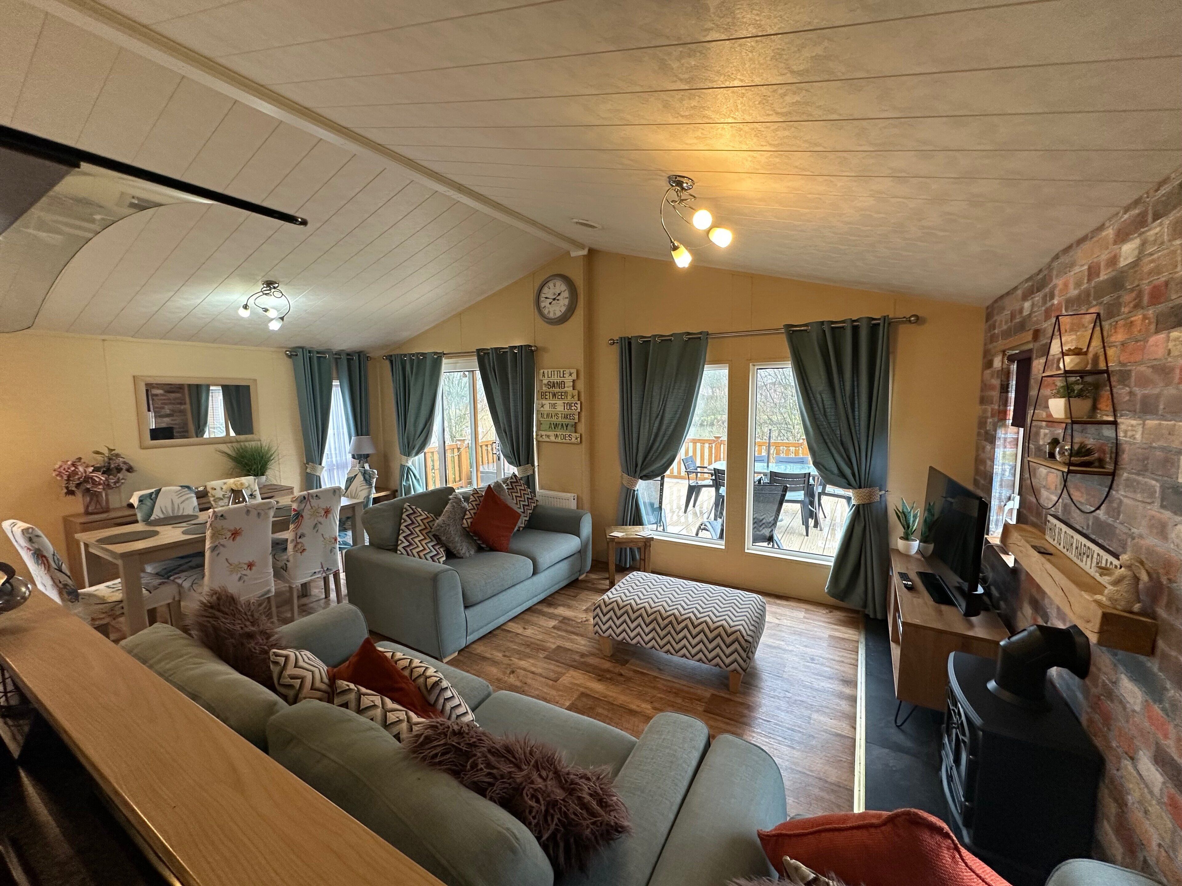 Smart TV, video games, DVD player