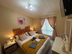 2 Schlafzimmer, Bügeleisen/Bügelbrett, Reisekinderbett, kostenloses WLAN