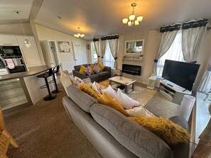 Smart TV, video games, DVD player