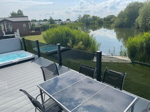 Buiten dineren