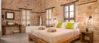 Ancient Knights Luxury Suites