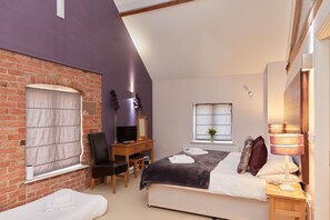 4 chambres, Wi-Fi gratuit, draps fournis