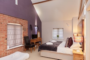 4 chambres, Wi-Fi gratuit, draps fournis
