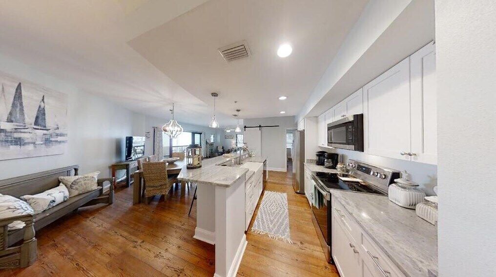 Stunning 1st Floor Direct Oceanview Luxury Condo