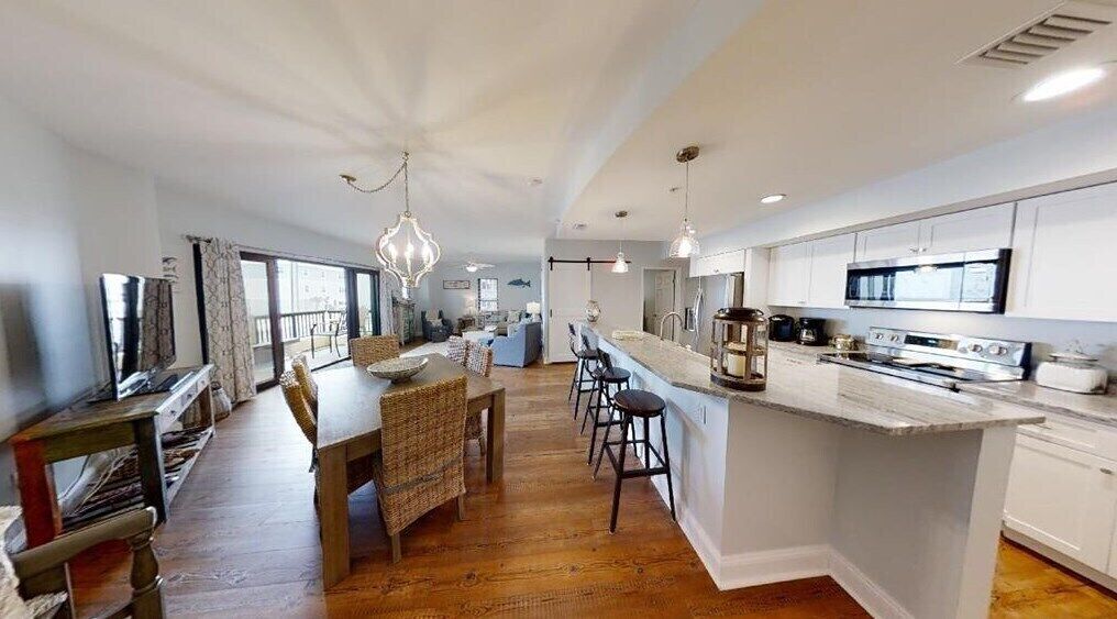 Stunning 1st Floor Direct Oceanview Luxury Condo