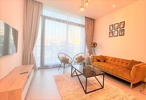 Huoneisto (1 Bedroom) | Olohuone | 1–senttinen plasmatelevisio, jossa satelliittikanavat