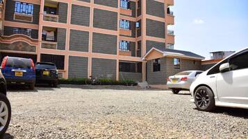 Parkir mandiri gratis