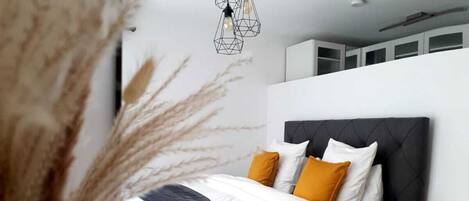 2 sovrum, skrivbord, strykjärn/strykbräda och gratis wi-fi