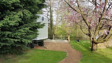 Enceinte de lâhĂ©bergement