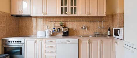 Fridge, microwave, dishwasher, electric kettle