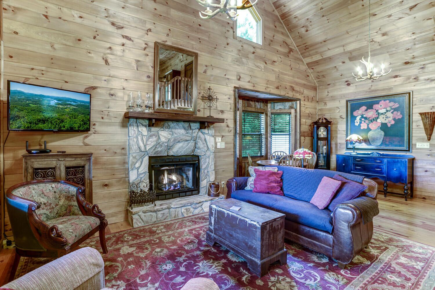 2 Bedroom Mountain View Chalet 