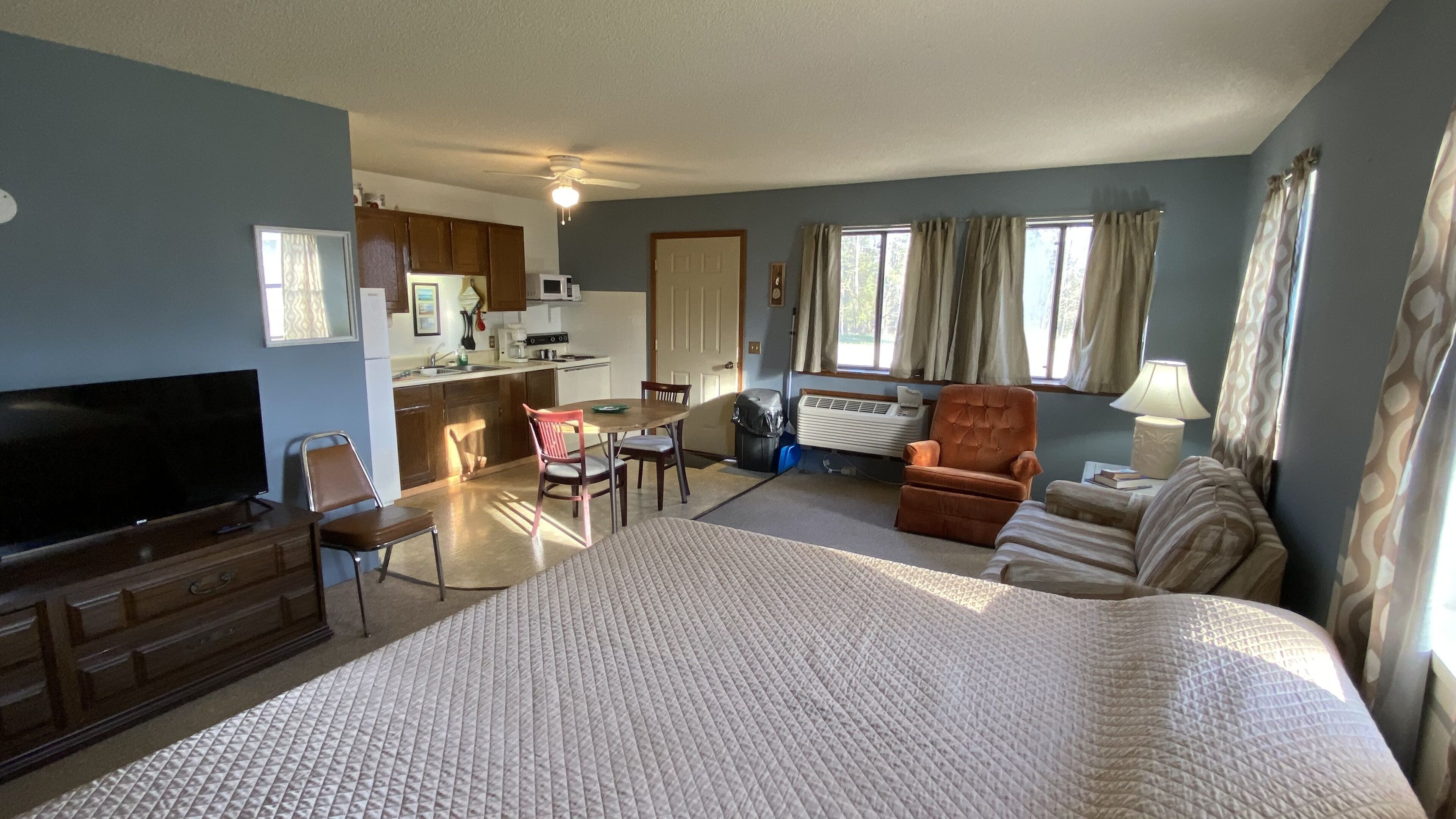 Comfortable Studio on beautiful Bull Shoals Lake- #9