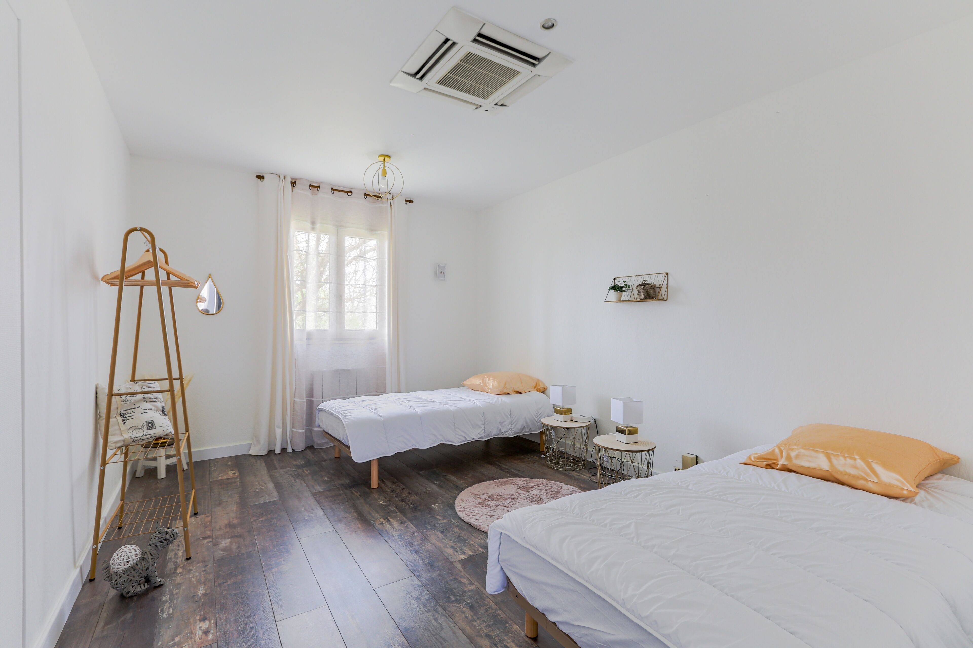 Le Vexin - Two Bedroom Apartment, Sleeps 5