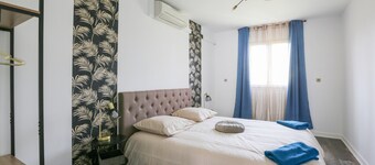 Le Vexin - Two Bedroom Apartment, Sleeps 5