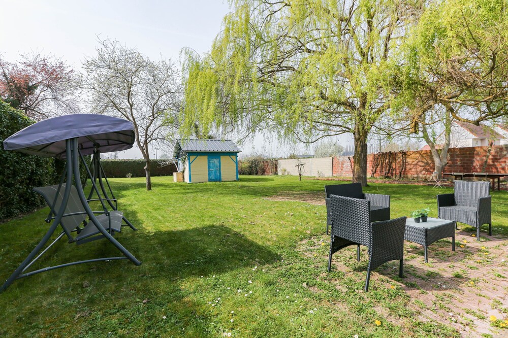 Le Vexin - Two Bedroom Apartment, Sleeps 5