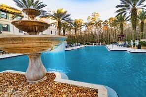 A heated pool - Studio w/sleeper sofa-full kitchen-overlooks pool courtyard w/ hot tub (St. Augustine)