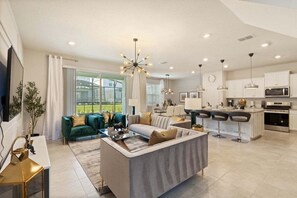 TV - 7236 Luxury Villa / private pool/ near disney (Davenport)