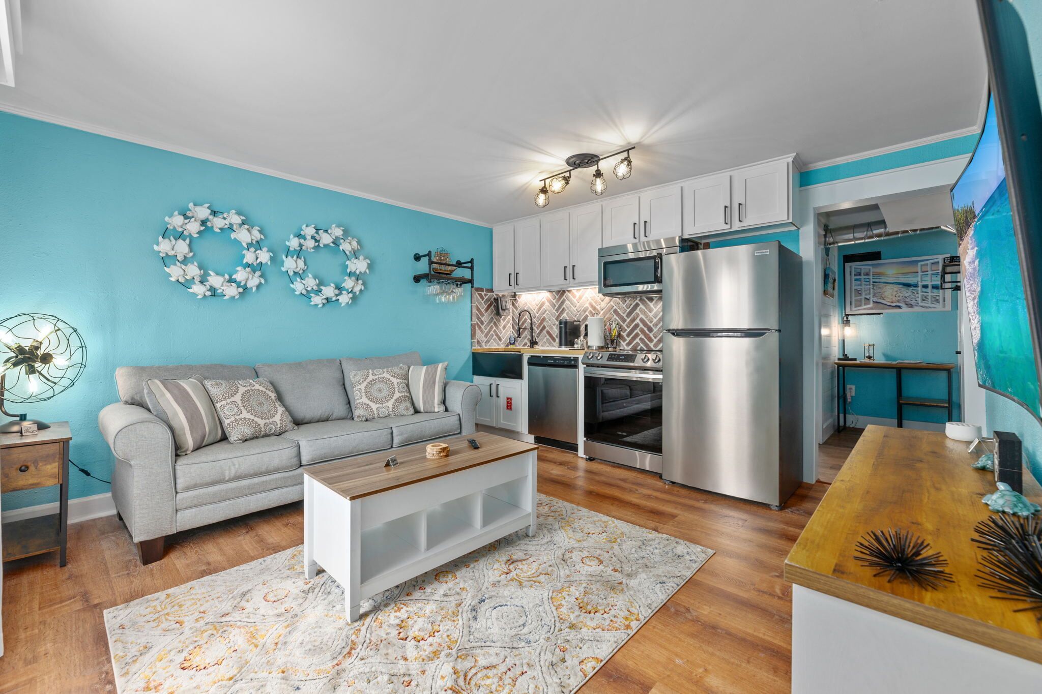 Cozy Costal Condo • Entire Suite