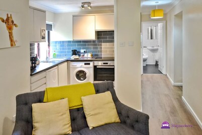 Station 1 Bed Apartment – Stayseekers
