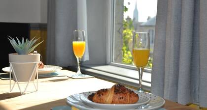 Maytree 2 Bed Apartment â Stayseekers