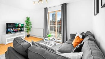 TV, Netflix, streaming services