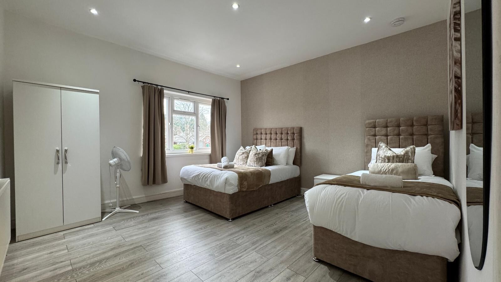 5 bedrooms, iron/ironing board, travel cot, free WiFi