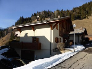 Exterior - Ground floor, view mountain, terrace, parking, tv, 40m², Les Contamines-Montjoie (Les Contamines-Montjoie)