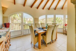 Dining - Villa Atlas by Villa Plus (Jávea)