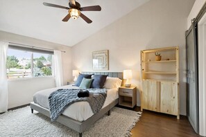 3 habitaciones, cuna de viaje, wifi y ropa de cama