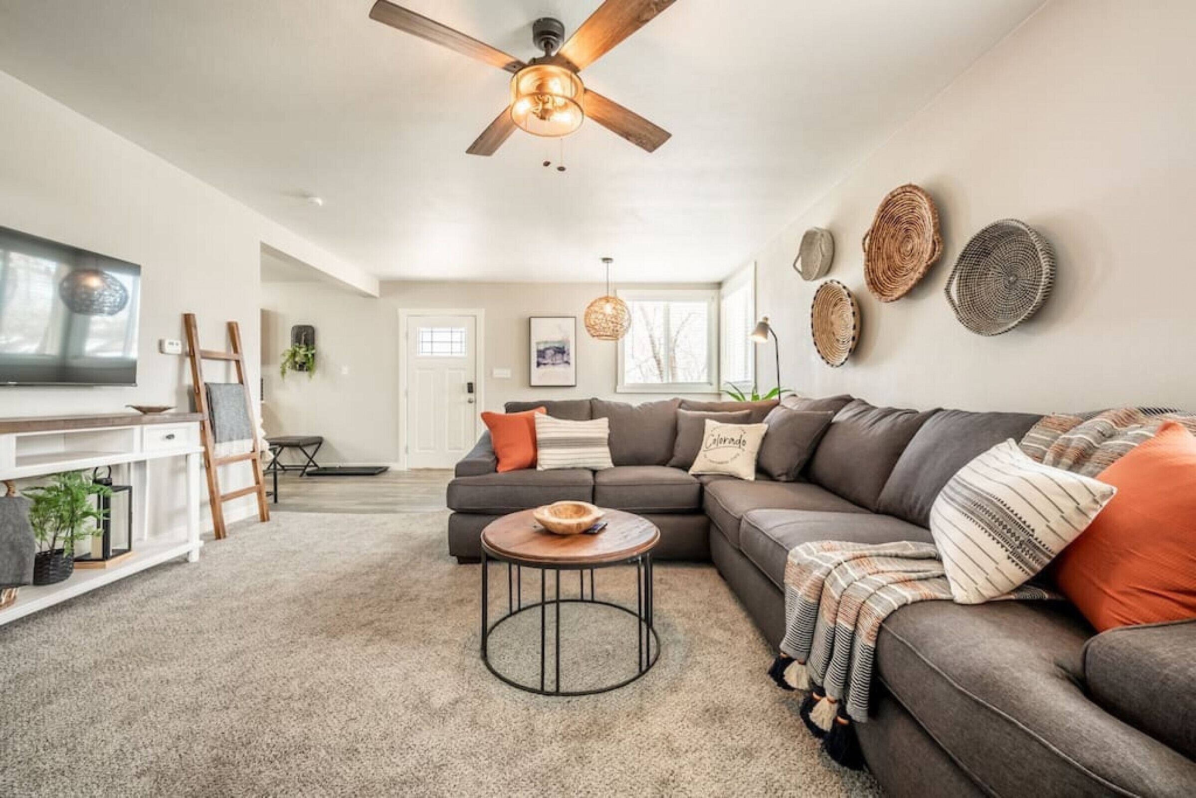 1222 Westend Ave, Colorado Springs, CO · Mountain Views! Near Old Colorado City/Broadmoor