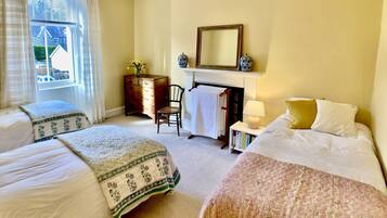 4 bedrooms, iron/ironing board, travel crib, free WiFi