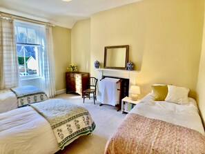 4 bedrooms, iron/ironing board, travel crib, free WiFi