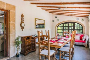 Dining - Villa Ria by Villa Plus (Montgo de Toscamar)