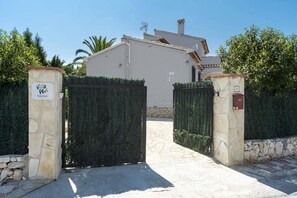 Property grounds - Villa Toscamar by Villa Plus (El Tosalet)