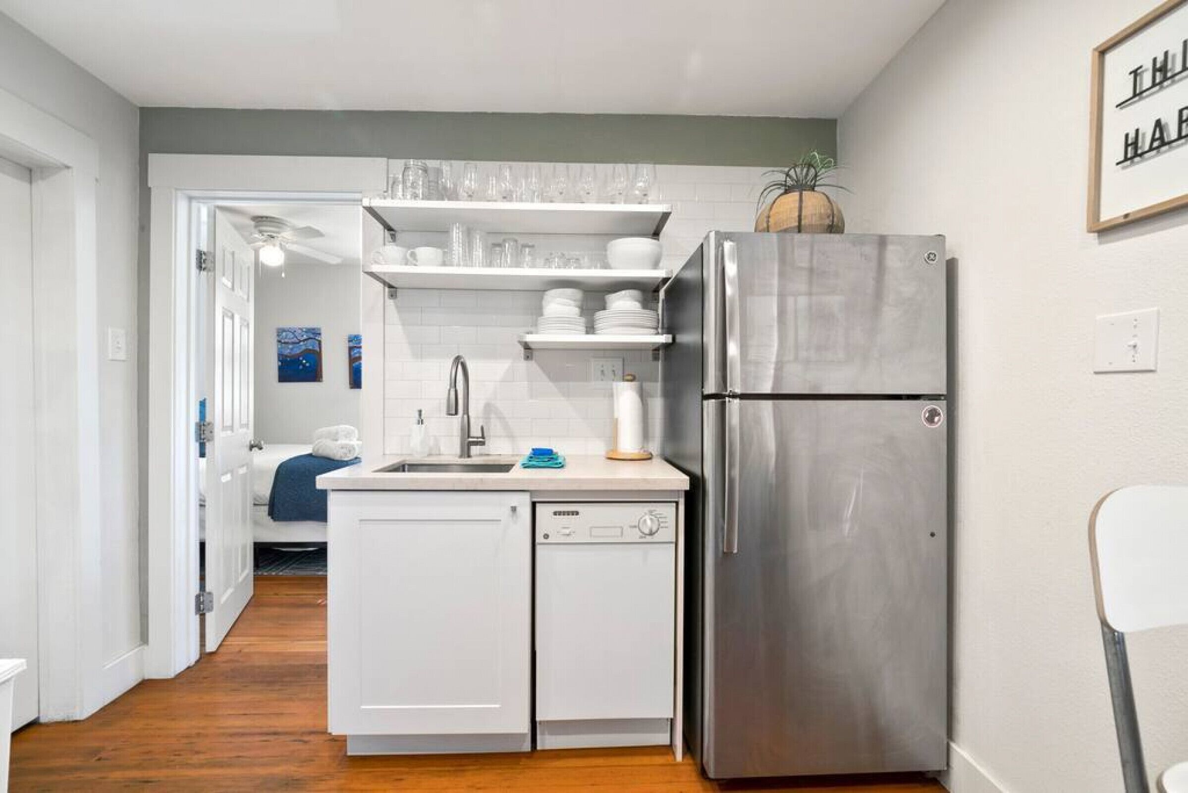 PET FRIENDLY // The Carriage House // Historic District Downtown COS