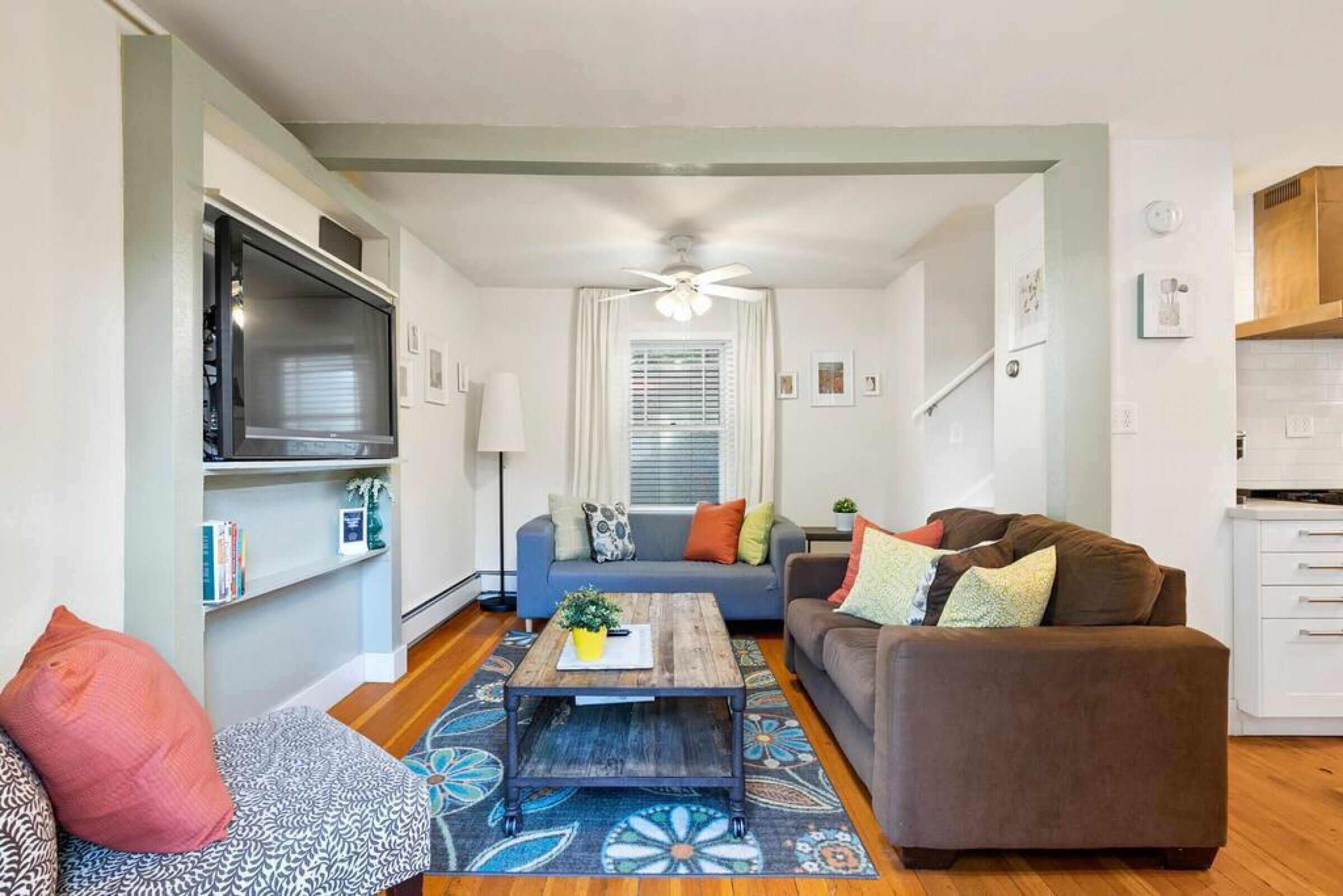 PET FRIENDLY // The Carriage House // Historic District Downtown COS