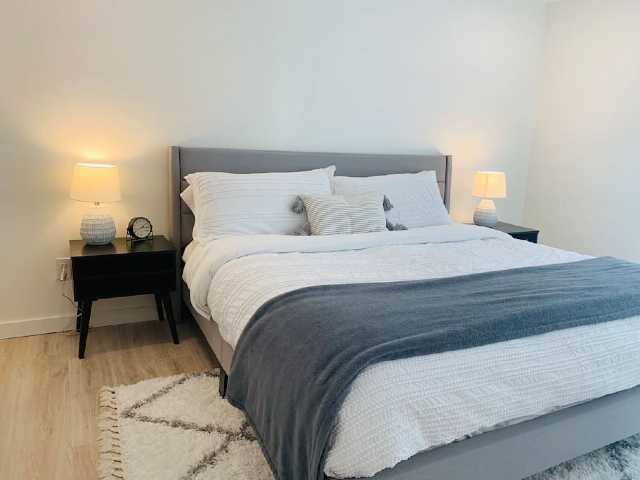 1 多间卧室、WiFi、床单