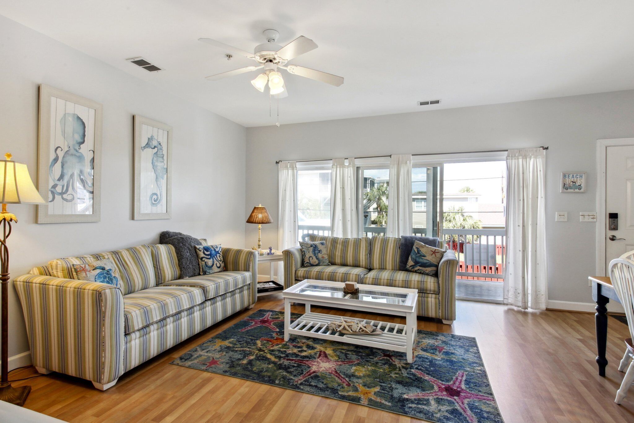  Ready for some Idletime? Beautiful 2bed/2 bath Condo 200 Steps to Beach!!