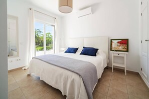 3 makuuhuonetta, Wi-Fi, vuodevaatteet