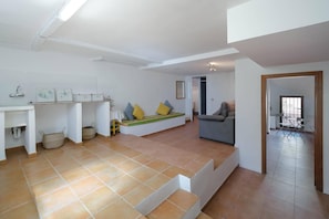 Interior - Villa Amanecer by Villa Plus (El Poble Nou de Benitatxell)