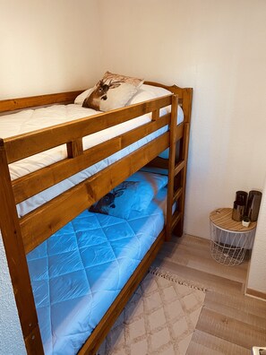 2 bedrooms, free WiFi, bed sheets - T2 bis apartment in Briancon Serre Chevalier (Briançon)