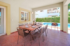 Outdoor dining - Villa Ciruela by Villa Plus (El Tosalet)