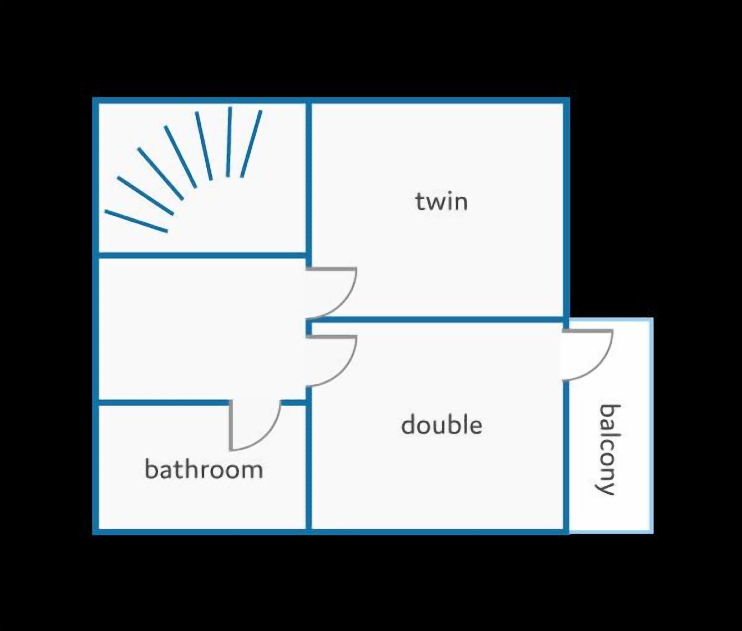 Un plan d’étage avec des sections clairement indiquées : chambre avec deux lits jumeaux, chambre avec un grand lit, balcon et salle de bain.