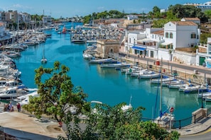 Marina