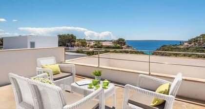 Villa Canalo by Villa Plus