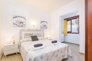 6 dormitorios, tabla de planchar con plancha, wifi gratis y ropa de cama
