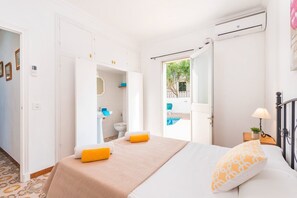4 bedrooms, WiFi, bed sheets - Villa Jaime by Villa Plus (Arenal d'en Castell)