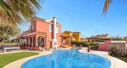 Villa Juanita Mar by Villa Plus