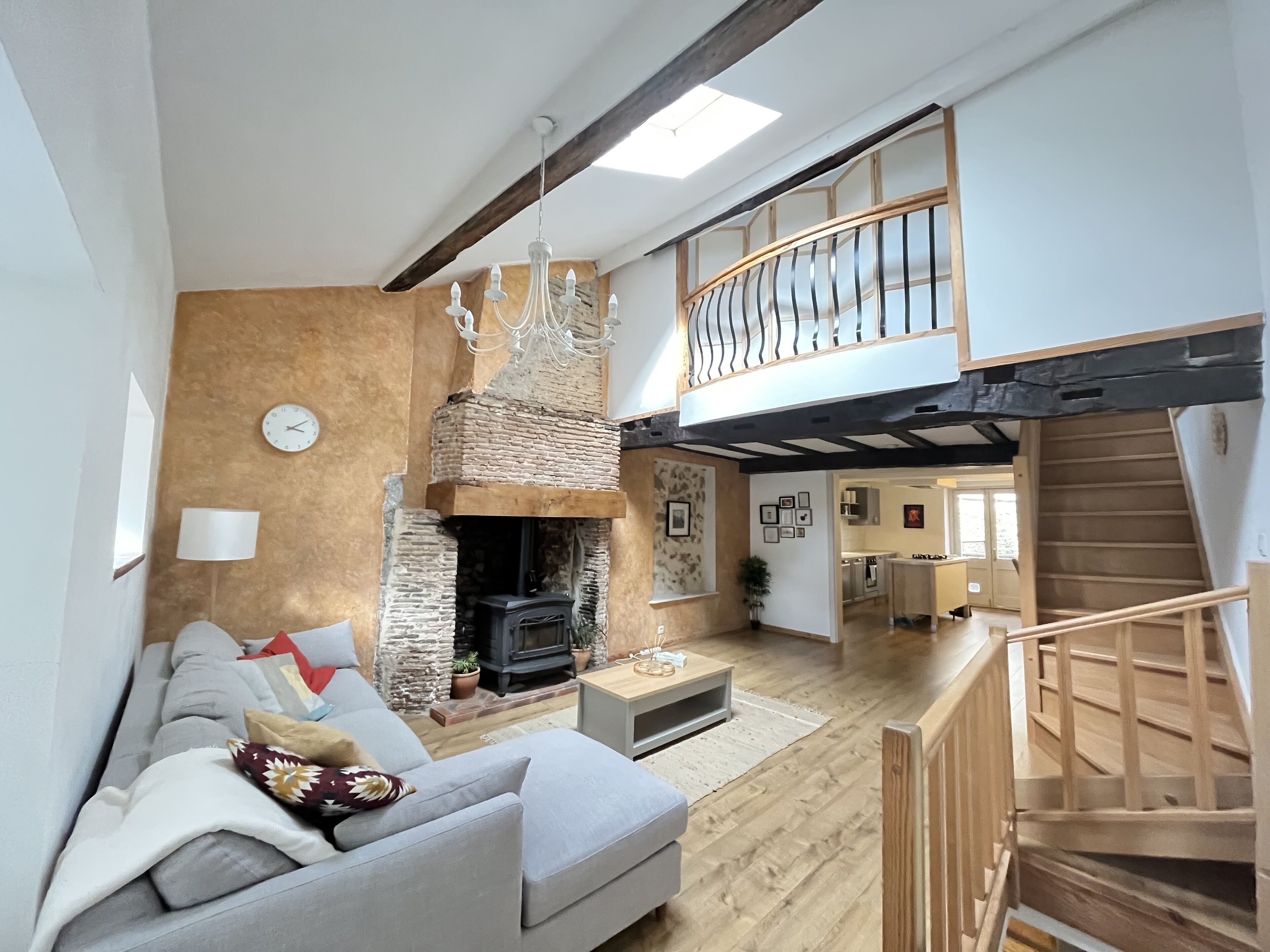 Charming, modern house townhouse with private courtyard